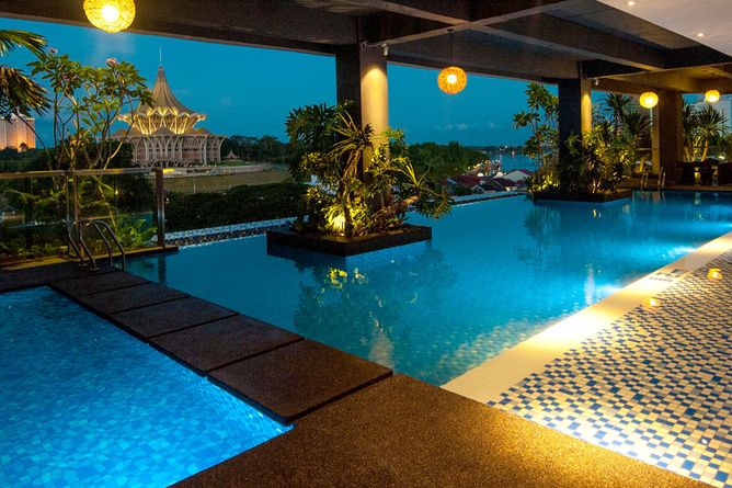 Swimming pool