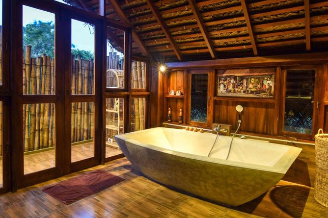 Kotiya villa bathroom