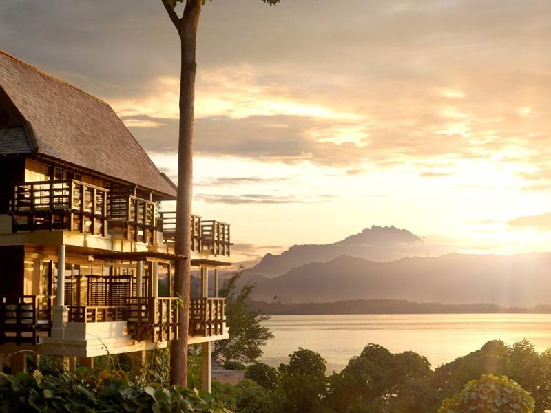Gaya island resort