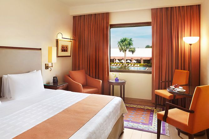 Pool view room