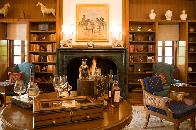 Library bar