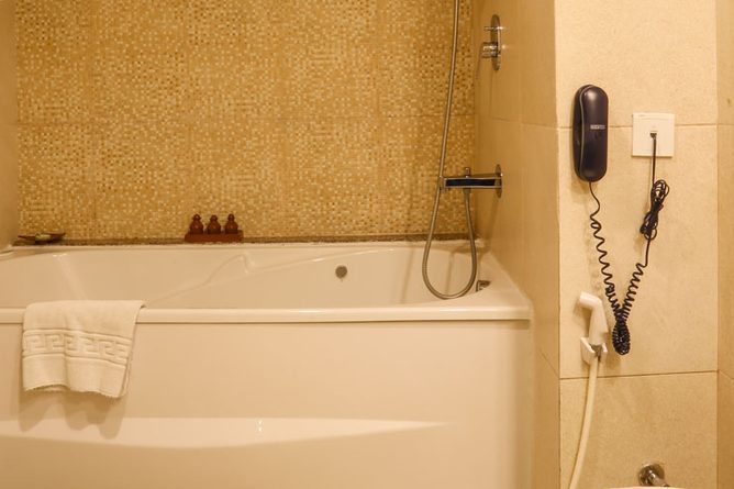 En-suite bathroom