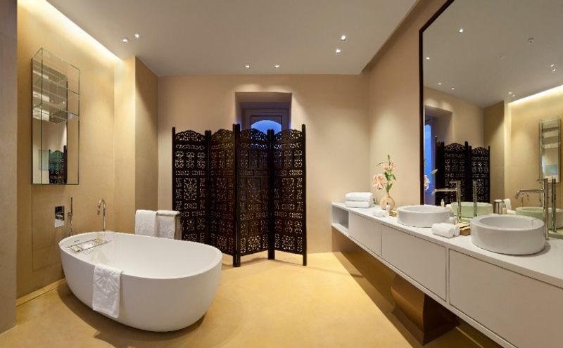 Spacious bathroom