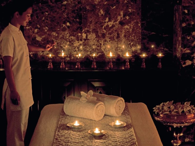 Spa in candlelight at Pemako Thimpui