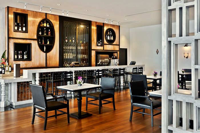 Lobby bar