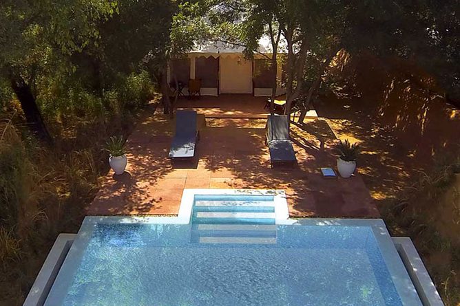 Private pool and terrace
