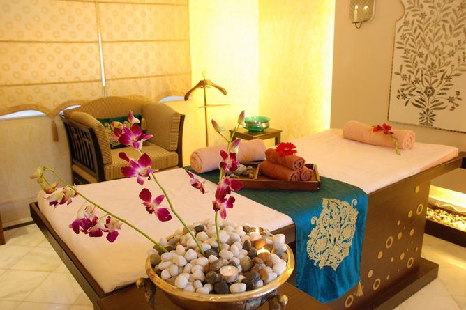 Relaxing spa treatments