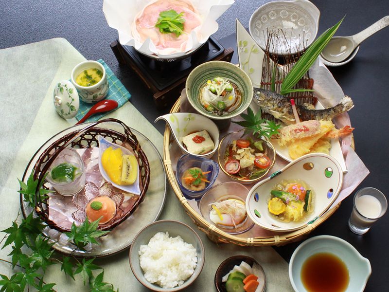 Beautiful food at Akizuki Onsen Seiryuan
