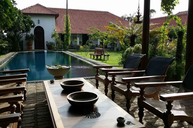 Pool & terrace