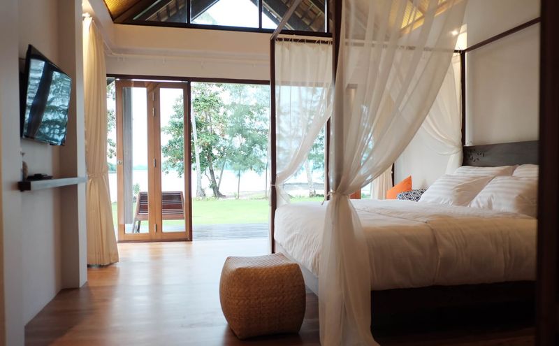 Beachfront family villa