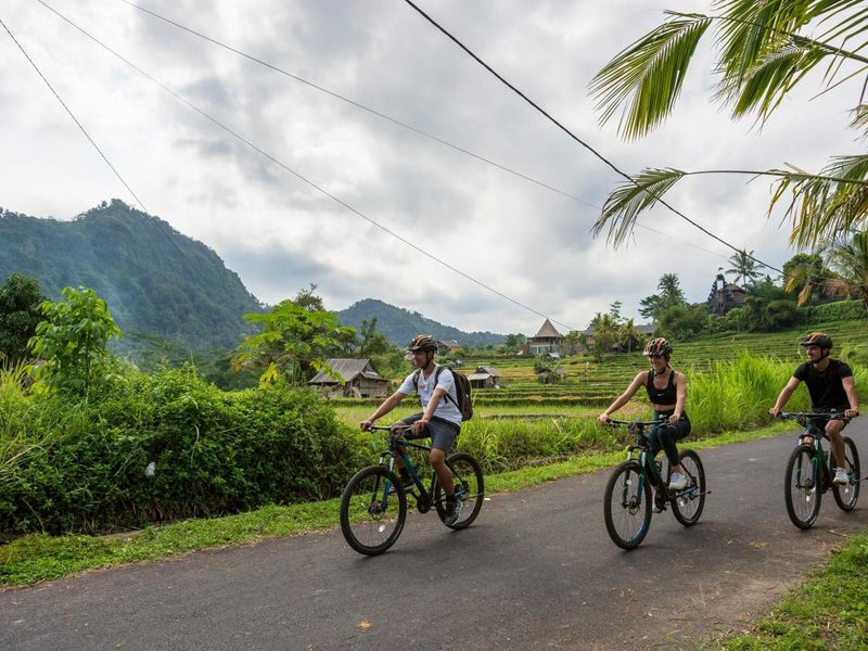 Wapa di Ume Sidemen cycling bike ride