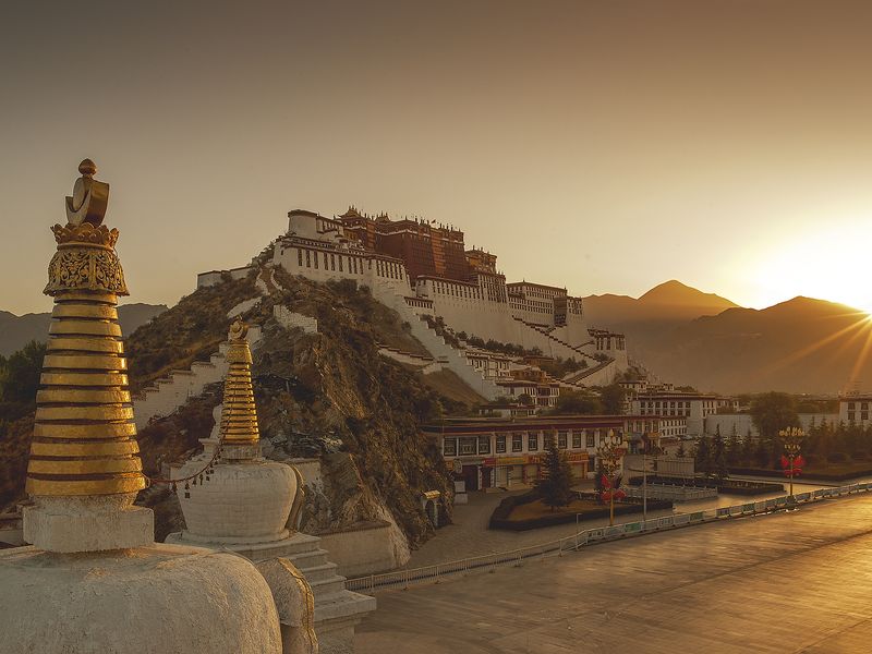 Potala Palace at sunrise