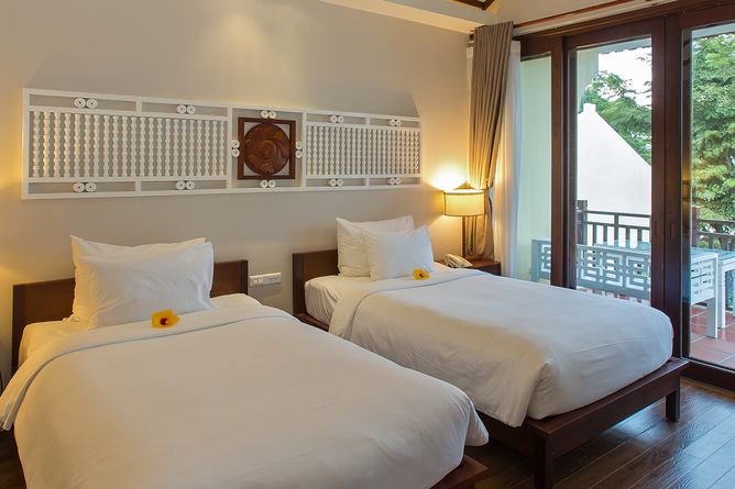 Family River View villa