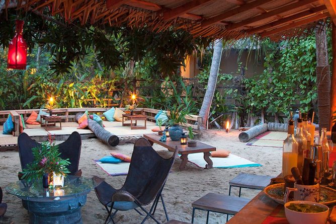 Hide & Chill Bar