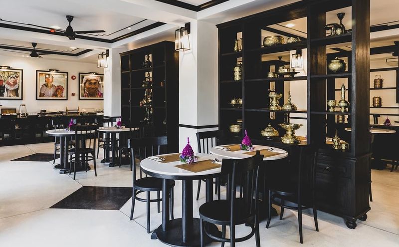 Spacious restaurant