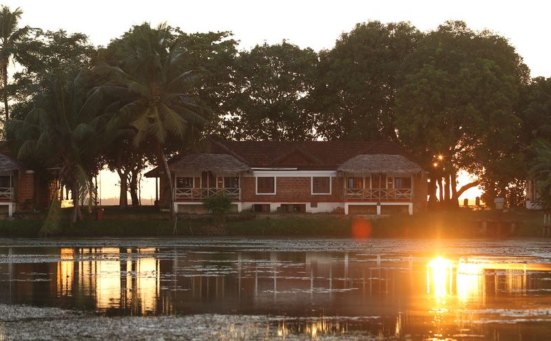 Fantastic lakeside location