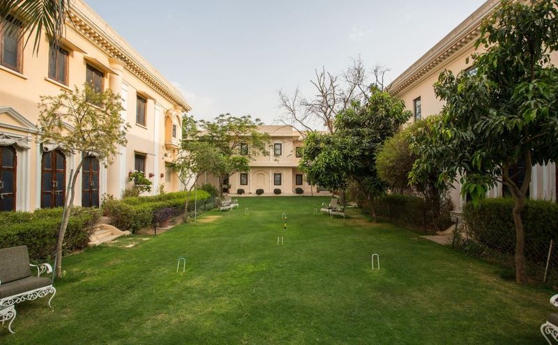Croquet on the lawn