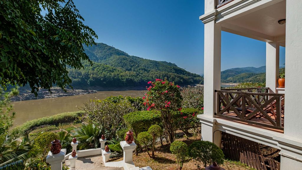 Riverside gardens at The Sanctuary Pakbeng Lodge