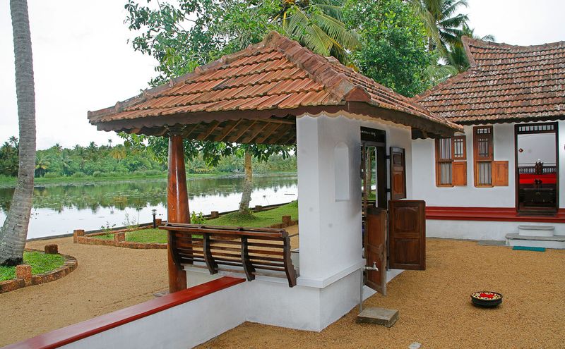 A seat by the river