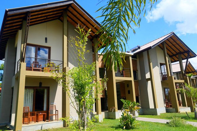 Deluxe Chalets