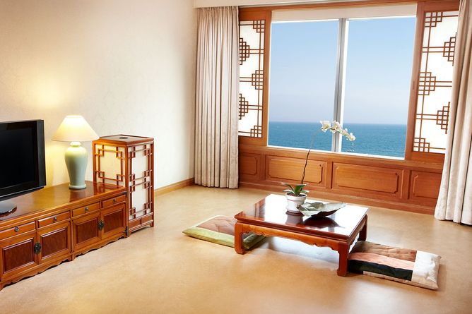 Deluxe Ondol room