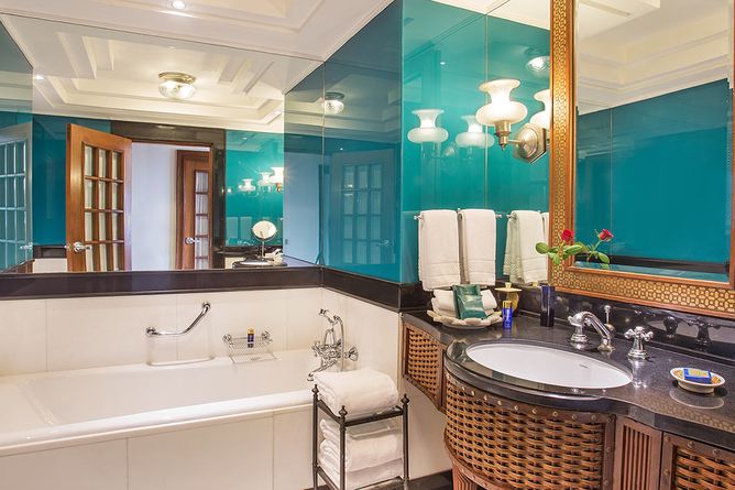 Agra premier bathroom