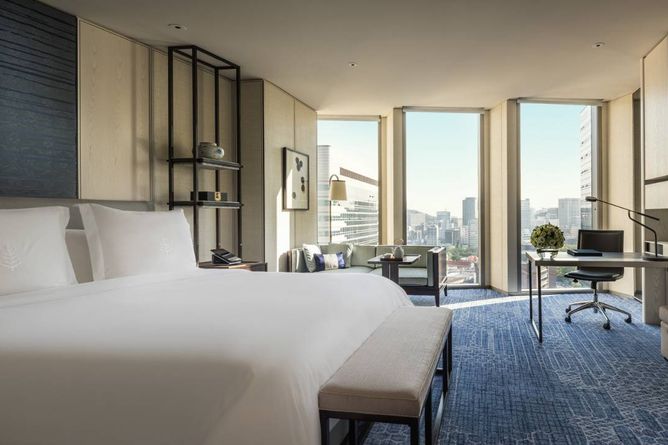 Premier room