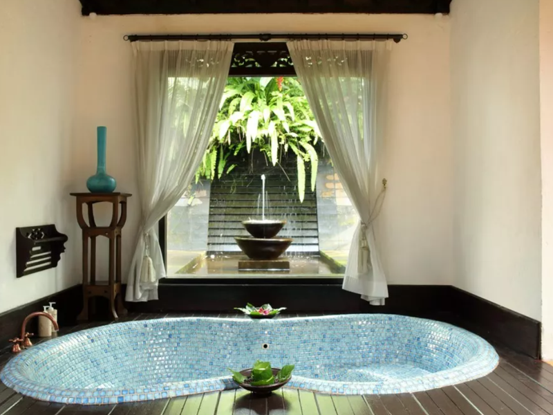 Sunken bath at MesaStila