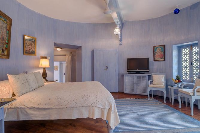 Vintage suite