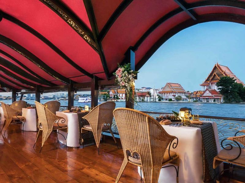 Riverside restaurant at Anantara Riverside