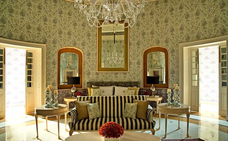 Palace suites