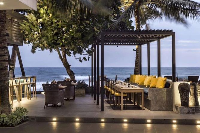 Dining al fresco