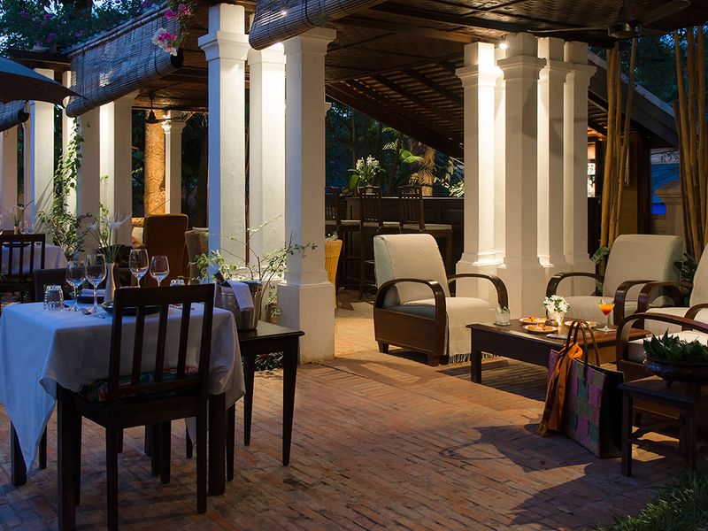 Restaurant at night at Satri House