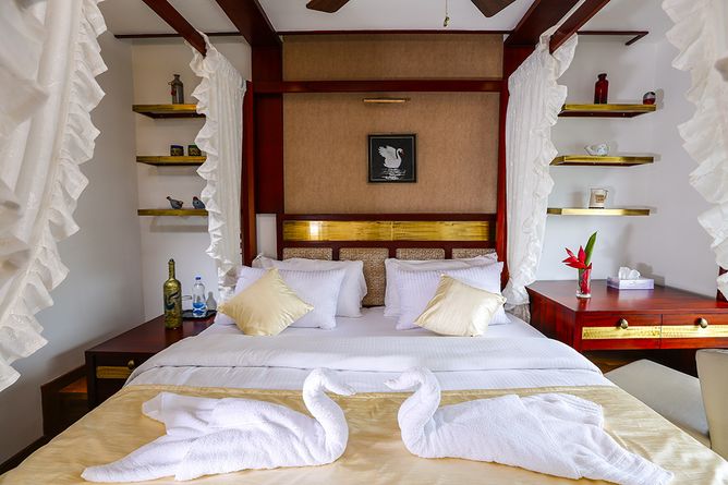 Bluejelly Onyx bedroom