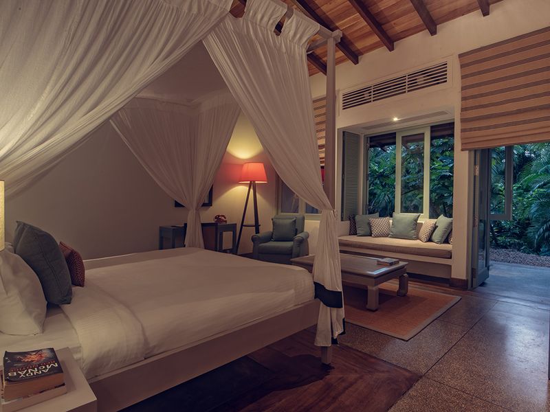 Canopy bed at The Wallawwa