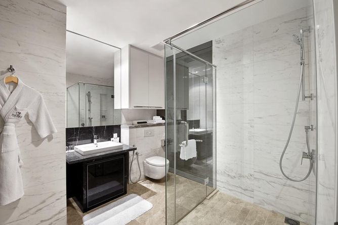 One Bedroom Superior Suite - bathroom