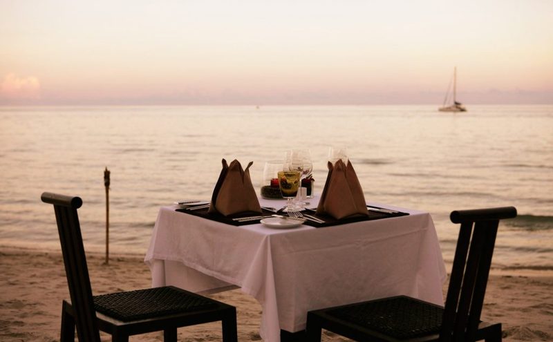 Private dining on the beach