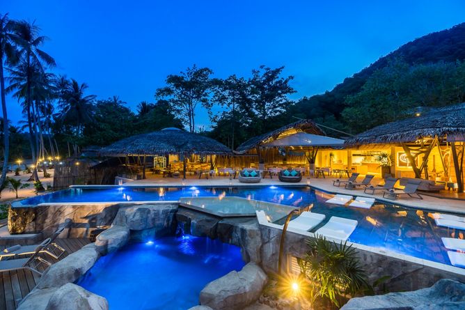 Pool terrace
