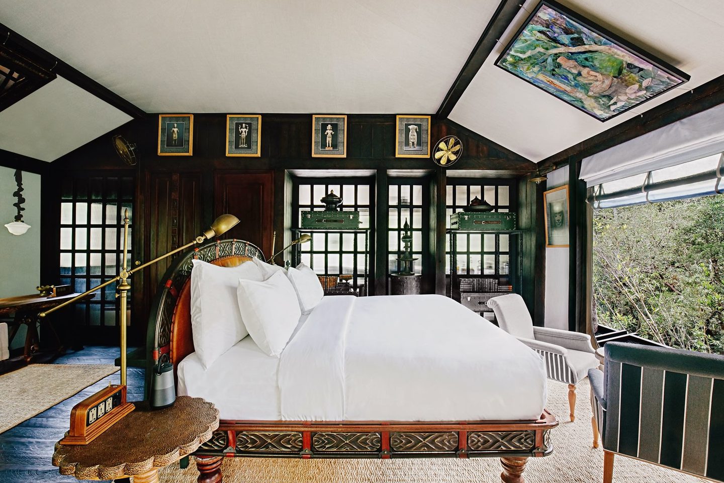 Double bedroom at veranda at Shinta Mani Wild