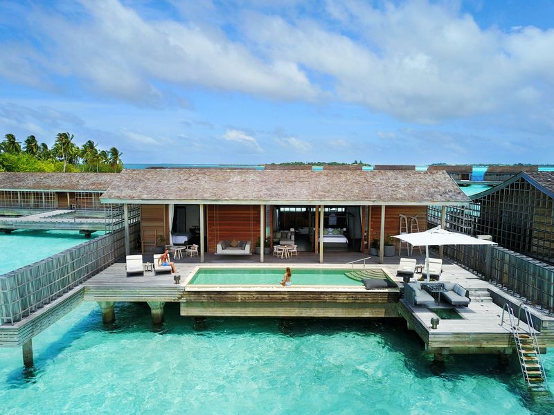 Villa with pool at Kudadoo