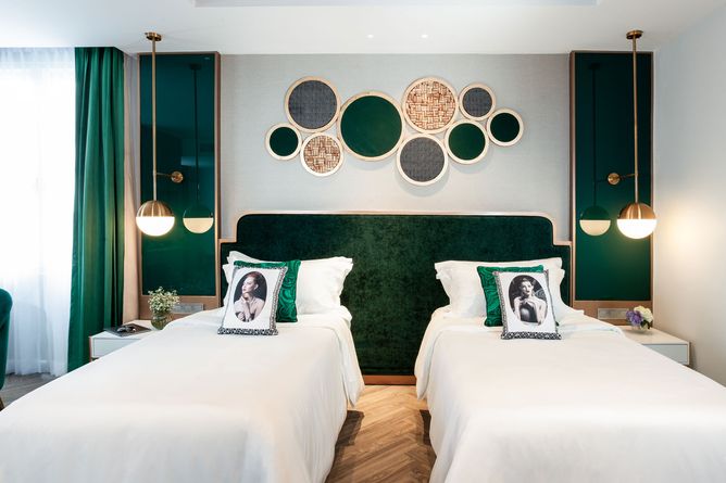 Superior twin room