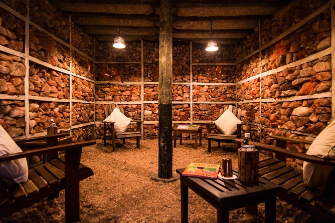 Himalayan salt room