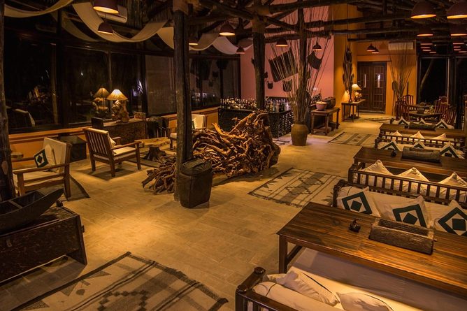 Cosy lounge bar