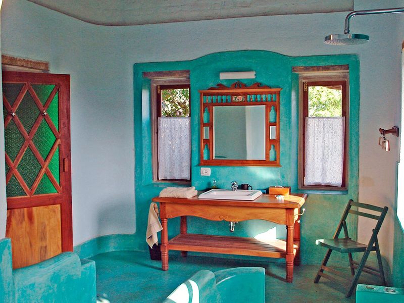 Blue décor at Sarai At Toria