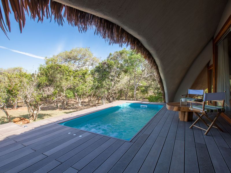 Plunge pool and deck