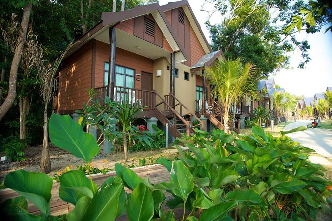Rainforest view villa