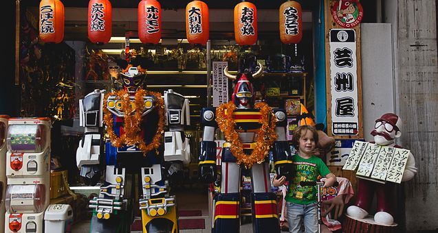 Robots Tokyo Japan family holiday
