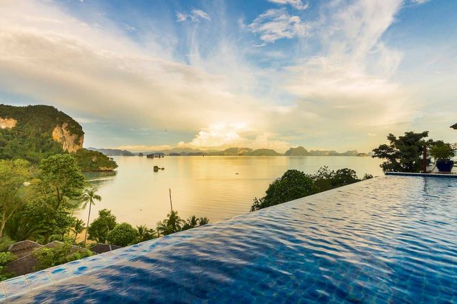 Hilltop infinity pool