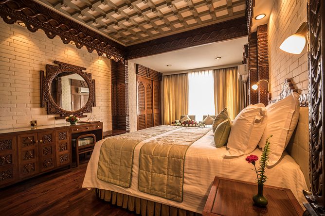 Traditional decor