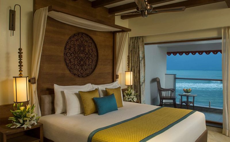 Sea view chalet